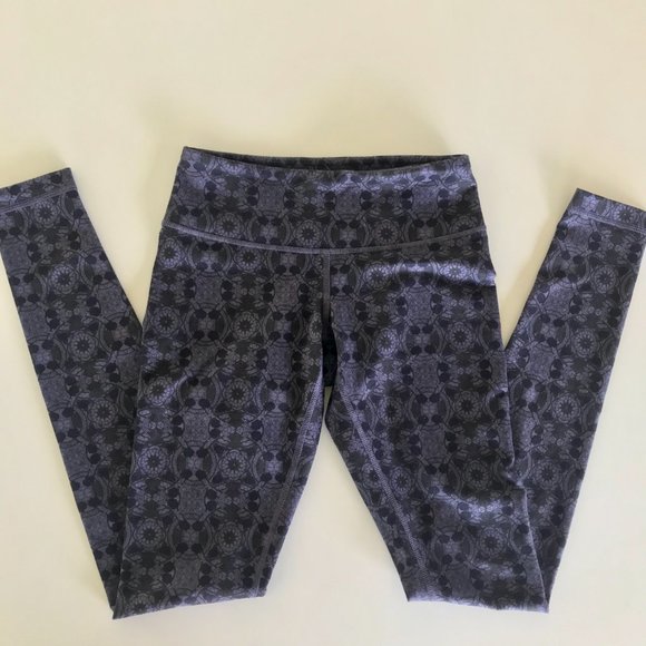 Lululemon Wunder Under Pant II - Picture 9 of 10